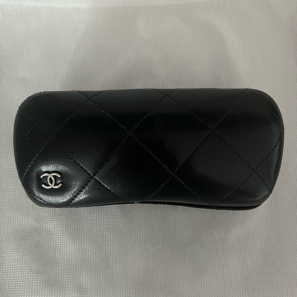 Authentic Chanel Y2K Rhinestone CC Light Brown Tinted Rimless Sunglasses - Picture 11 of 13